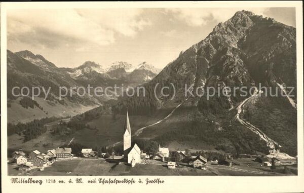 Mittelberg Vorarlberg Panorama mit Schafalpenköpfe und Zwölfe
