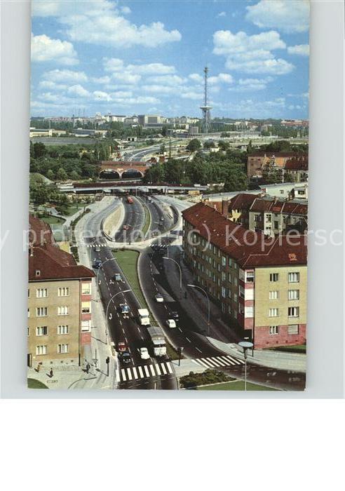 Berlin-Halensee Stadtautobahn mit Funkturm
