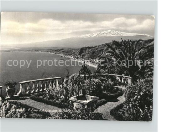 Taormina Sizilien Panorama Etna from Garden of the count