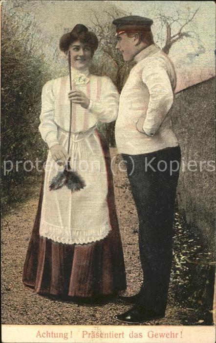Studentika Dienstmädchen