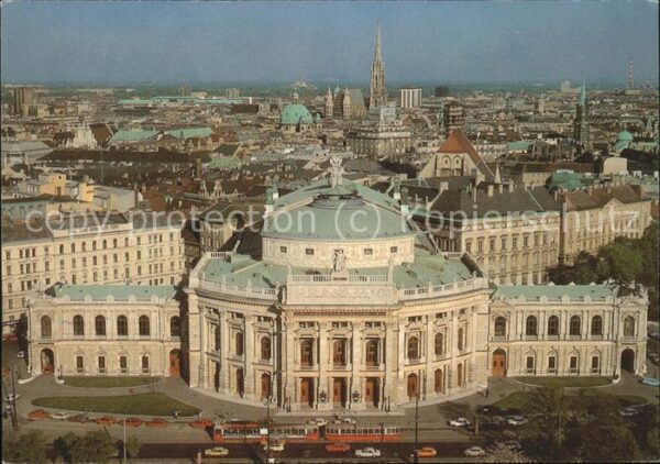 Theatergebaeude Wien Burgtheater Strassenbahn
