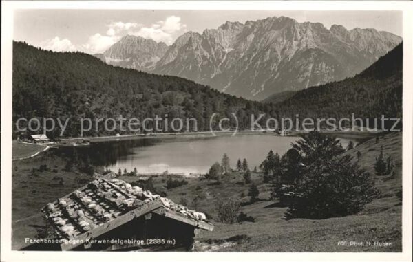 Mittenwald Bayern Ferchensee gegen Karwendelgebirge