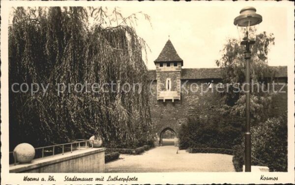 Worms Stadtmauer mit Lutherpforte