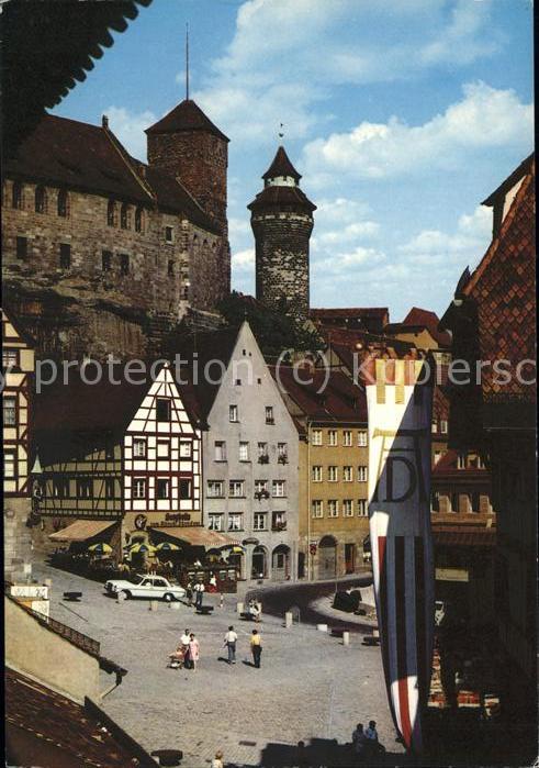 Nuernberg Dürer-haus mit Burg