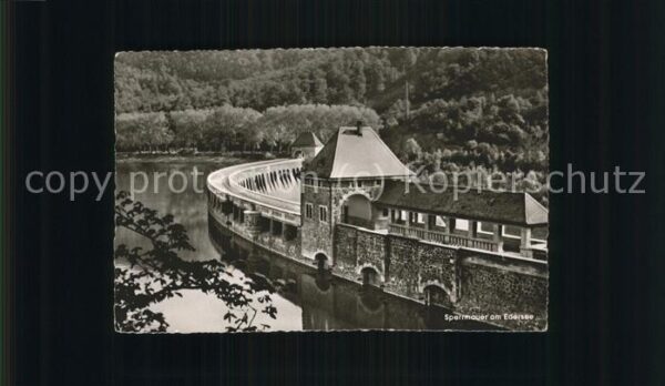 Staudamm Pumpspeicherkraftwerk Sperrmauer Edersee