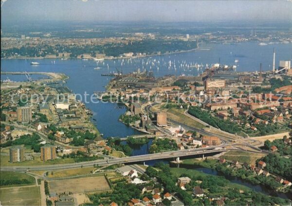 Kiel Schwentine u.Segelregatta auf der Förde