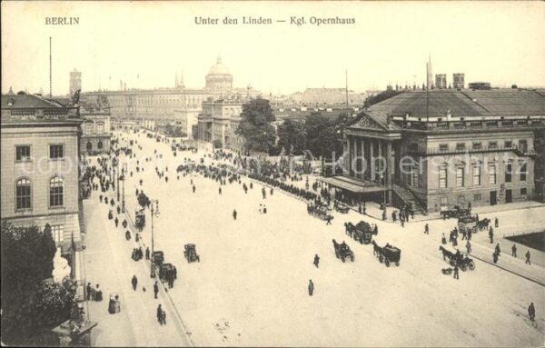Berlin Unter den Linden Opernhaus Pferdewagen