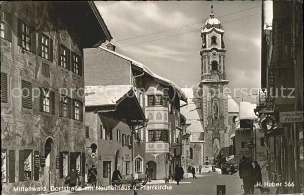 Mittenwald Bayern Dorfstrasse Neunerhaus Pfarrkirche