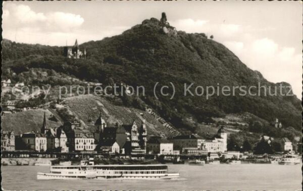 Koenigswinter Rheinpanorama mit Drachenfels
