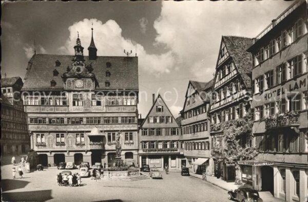 Tuebingen Marktplatz mit Rathaus