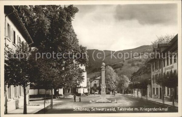 Schoenau Schwarzwald Talstrasse mit Kriegerdenkmal
