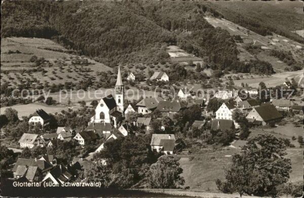 Glottertal Ortsblick mit Kirche