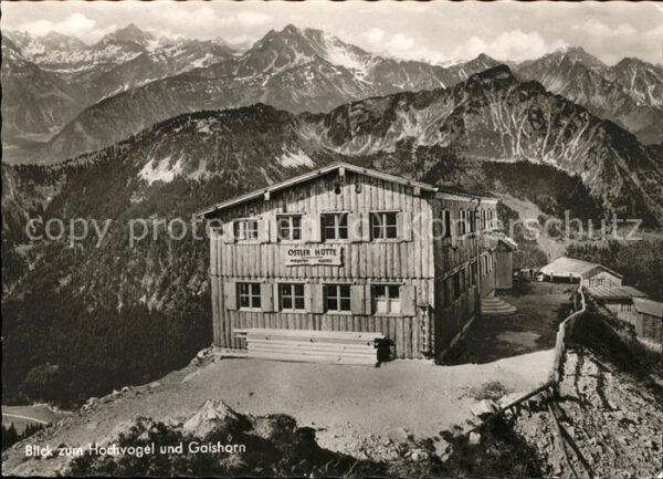 Pfronten Ostlerhütte mit Hochvogel und Gaishorn