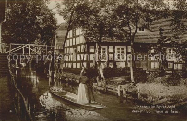 Luebbenau Spreewald Verkehr Fachwerkhaus Boot