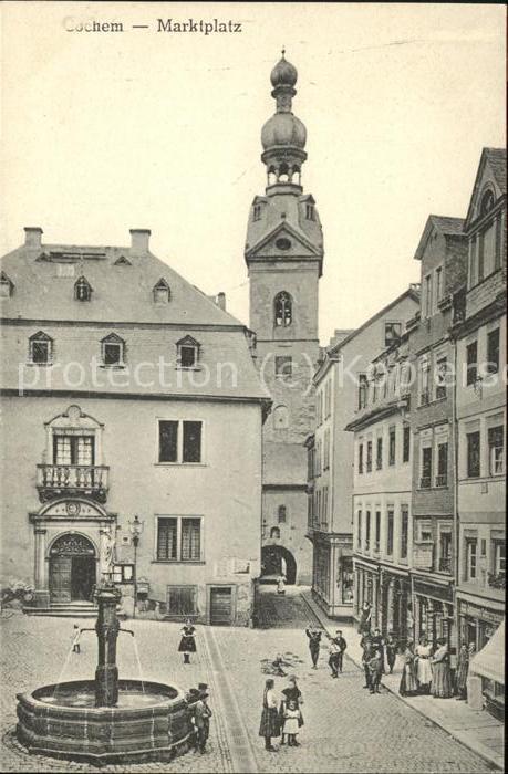 Cochem Marktplatz Brunnen