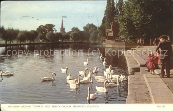 Stratford-Upon-Avon The Avon looking towards Holy Trinity C
