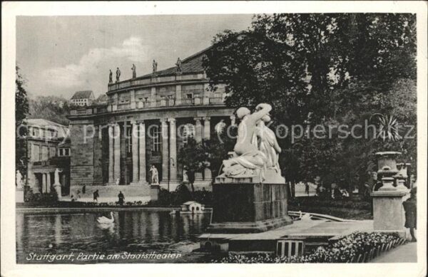 Theatergebaeude Stuttgart Staatstheater
