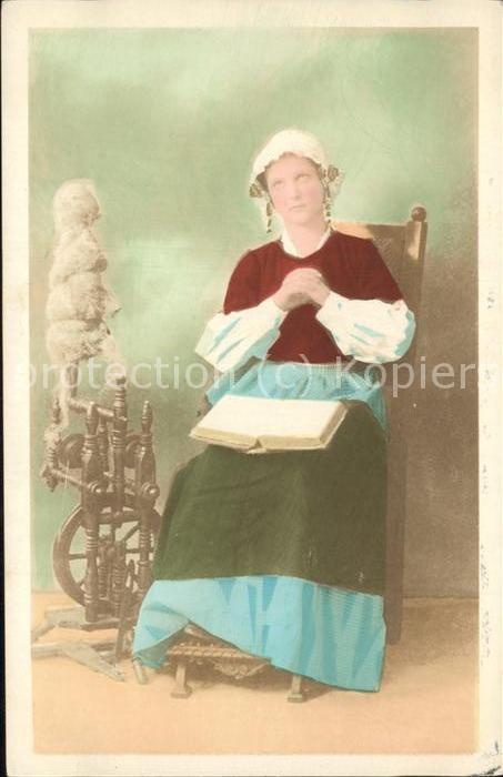 Spinnen Handwerk Spinnrad Frau Tracht Buch