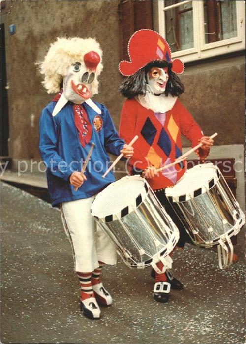 Fasnacht Karneval Basel Waggis Harlekin-Tambour