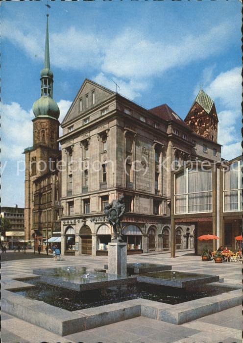 Dortmund Bläserbrunnen und Reinoldikirche