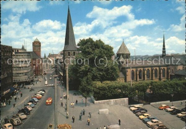 Essen Ruhr Kettwiger Str mit Münsterkirche
