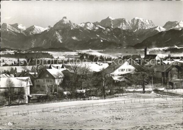 Bad Oy mit Säuling und Zugspitze