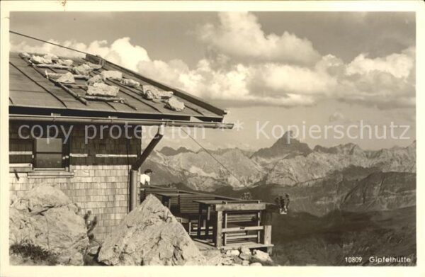 Oberstdorf Gipfelhütte auf dem Nebelhorn Berghaus
