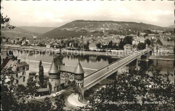 Traben-Trarbach mit Moselbrücke