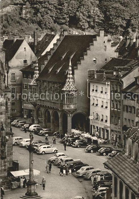 Freiburg Breisgau Münsterplatz mit Historischem Kaufhaus