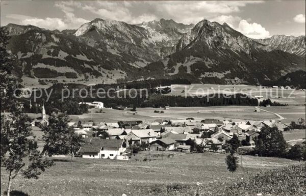 Bolsterlang Gesamtansicht mit Alpenpanorama