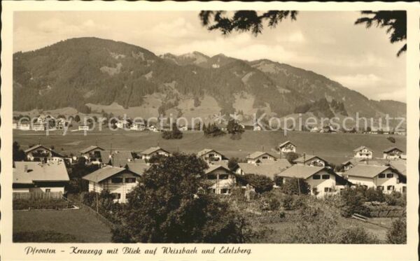 Kreuzegg mit Blick auf Weissbach und Edelsberg