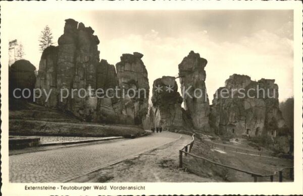 Teutoburgerwald Externsteine Landseite