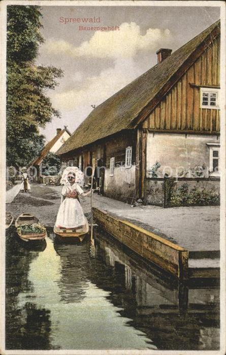 Spreewald Bauerngehöft Bäuerin