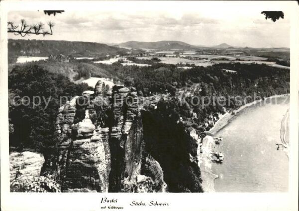 Bastei Saechsische Schweiz mit Ellbogen Panorama