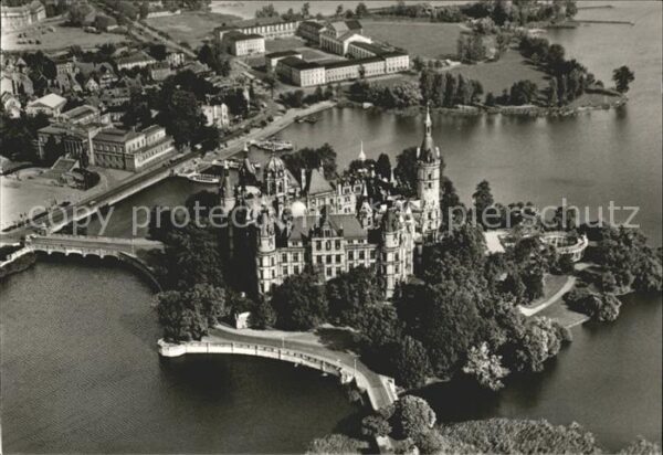 Schwerin Mecklenburg Schloss Fliegeraufnahme