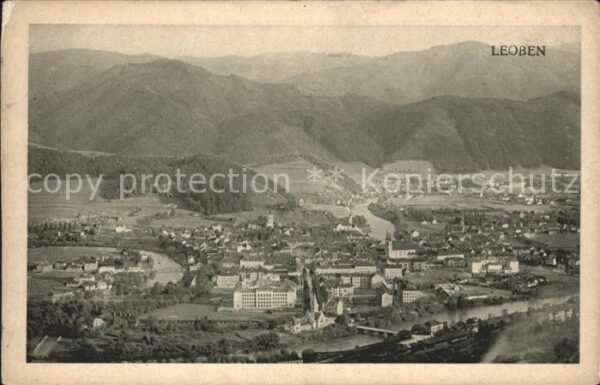 Leoben Gesamtansicht Murtal mit Alpenpanorama