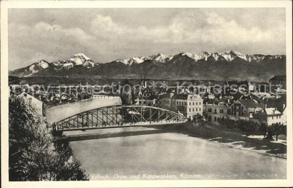 Villach Kaernten Drau Brücke Blick zu den Karawanken