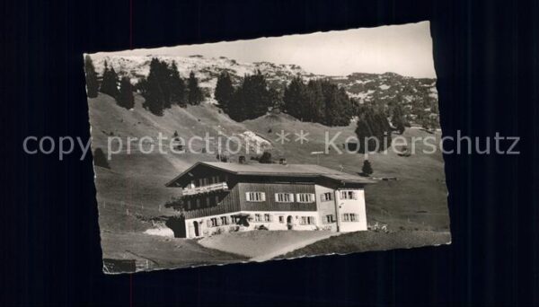 Hirschegg Kleinwalsertal Vorarlberg Erholungsheim Berghalde mit Gottesacker