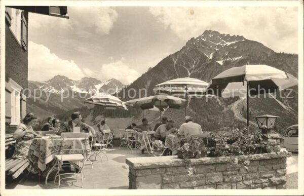 Mittelberg Kleinwalsertal Berghotel Restaurant Alte Krone Terrass
