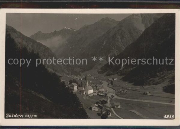 Soelden Gesamtansicht mit Alpenpanorama