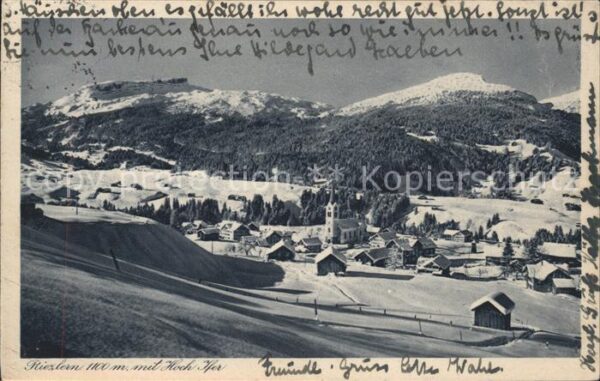 Riezlern Kleinwalsertal Vorarlberg Panorama mit Hoch Ifer Wintersportplatz