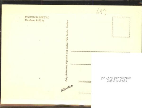 Riezlern Kleinwalsertal Vorarlberg Partie an der Kirche – Bild 2
