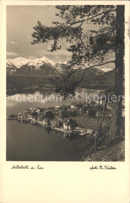 Millstatt Millstaettersee Seepanorama mit Alpen