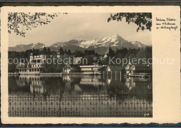 Velden Woerthersee Schlosshotel mit Mittagskogel