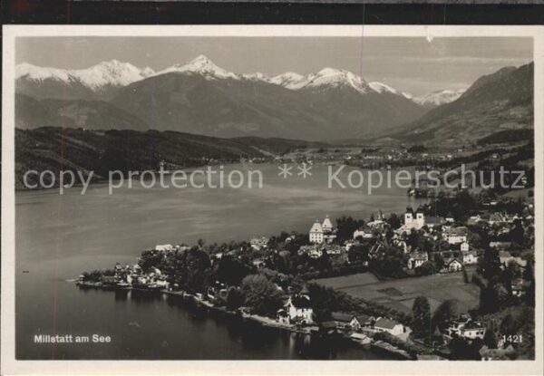 Millstatt Millstaettersee Seepanorama