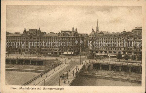 Wien Marienbrücke mit Rotenturmstrasse