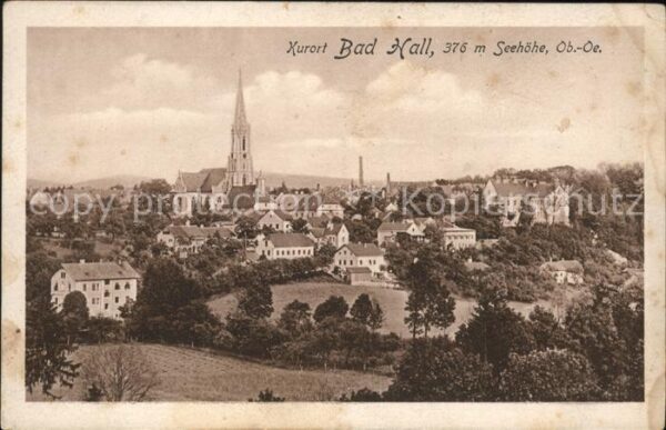 Bad Hall Oberoesterreich Ortsansicht mit Kirche Kurort