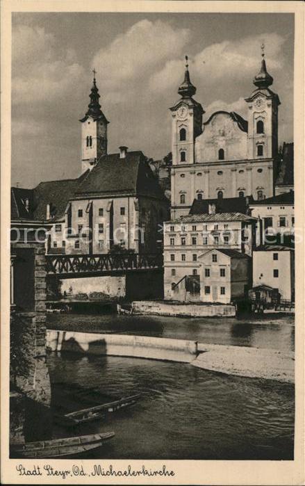 Steyr Enns Oberoesterreich Partie an der Enns Brücke Michaelerkirc