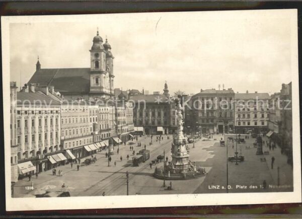 Linz Donau Platz des 12. November mit altem Dom Dr