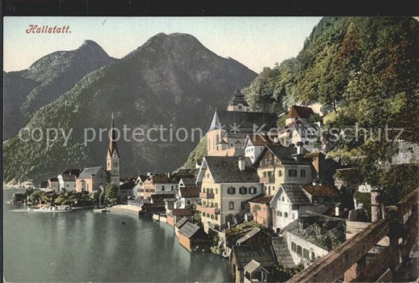 Hallstatt Austria Ortsansicht mit Kirche Hallstätter See